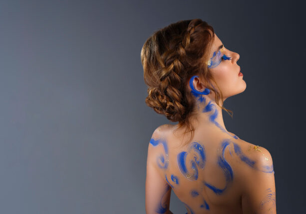 ELİF TURAN yeni teklisi ile yürek yakacak | Genç sanatçı dans etmeye çağırıyor