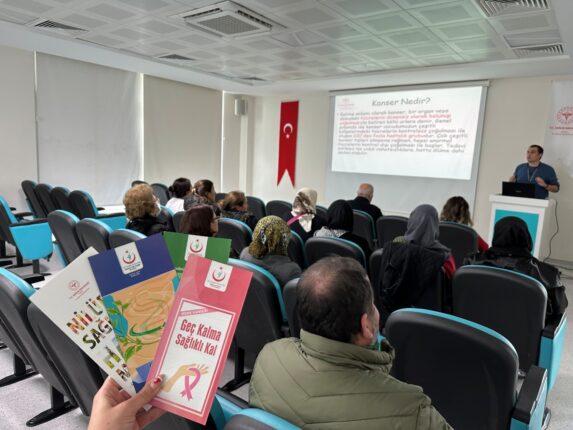 NİLÜFER’DE KANSERE KARŞI BİLİNÇ ARTIYOR