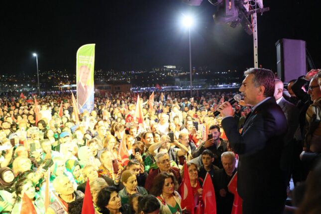 Şükrü Deviren Gemlik’in Yeni Belediye Başkanı Oldu