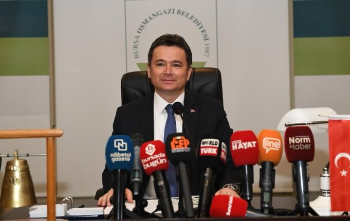 OSMANGAZİ  ERKAN AYDIN’I BAĞRINA BASTI..!!