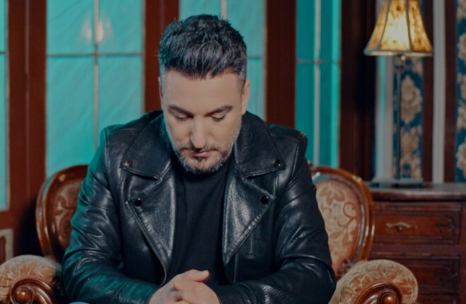 SALİH KIZILTOPRAK MÜZİKTEN KOPAMIYOR