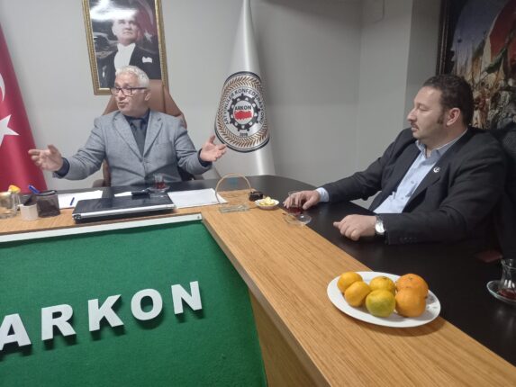 BAŞKAN YAYLA ARTVİNLİLER İLE BİR ARADA