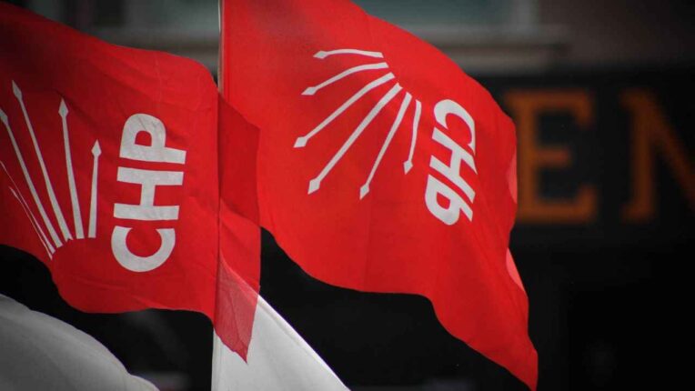 Cumhuriyet Halk Partisi İnegöl’de yükselmeye devam ediyor