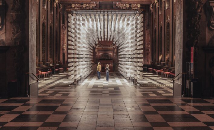 Melek Zeynep Bulut’a Paris’ten “Sanat ve Tasarım Kürasyonunda Mükemmeliyet” Ödülü