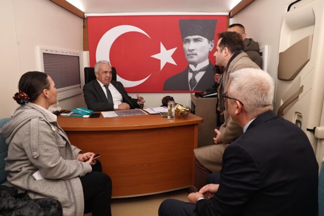 BAŞKAN ŞADİ ÖZDEMİR VATANDAŞLARI DİNLEDİ