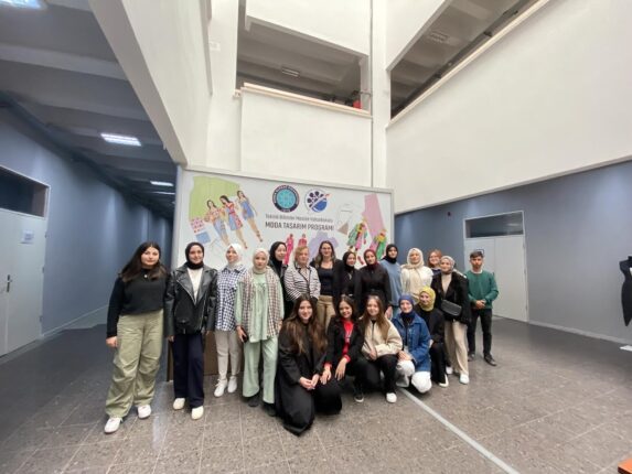 UHKİB’TEN GELECEĞİN MODELİSTLERİNE IŞIK OLAN PROGRAM