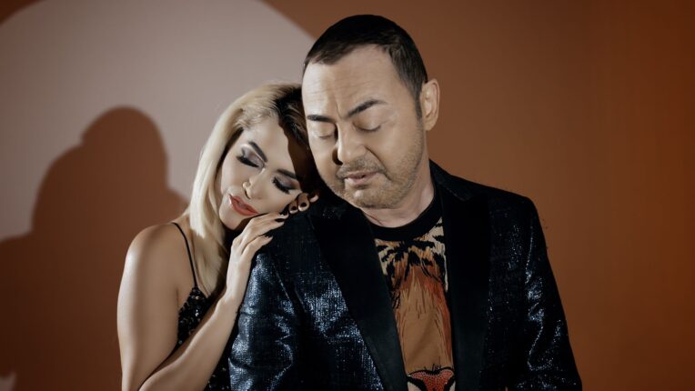 Serdar Ortaç ve Pınar Darcan’dan Muhteşem Düet