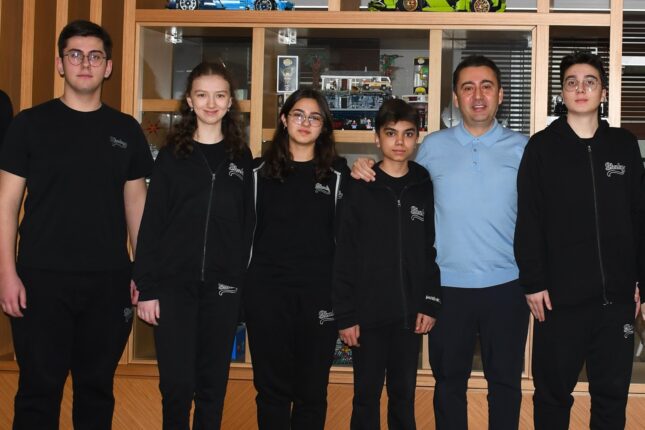 Oğuzhan Şahinkaya: “Şahinkaya Eğitim Kurumları bilim yuvasıdır”