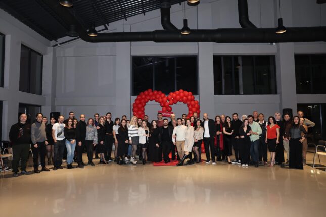 NİLÜFERLİ ÇİFTLERDEN SEVGİLİLER GÜNÜ TANGOSU