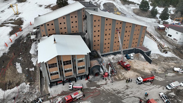 Bozbey: Uludağ’da yanan oteli denetledik, raporu yetkililere ilettik