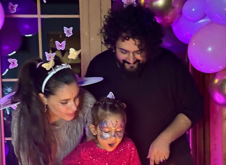 ATİYE, 6 yaşına giren kızı Ferahfeza’nın okula adım atma yaşını kutladı.