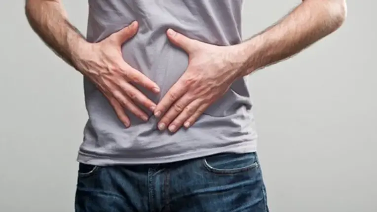 “50 YAŞ ÜSTÜ BİREYLER, KOLONOSKOPİ YAPTIRMAYI SAKIN İHMAL ETMEYİN”