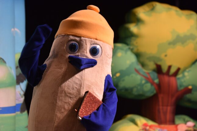 YILDIRIM’DA PERDE ÇOCUKLAR İÇİN AÇILDI