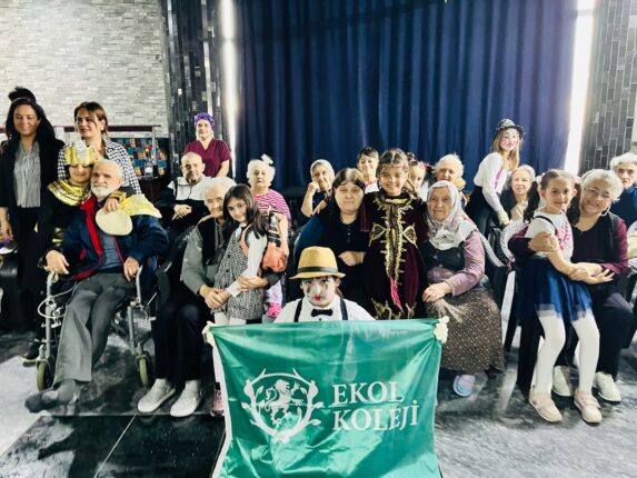 EKOL TABİAT KOLEJİNDEN KUŞAKLARI BİRLEŞTİREN ANLAMLI BULUŞMA