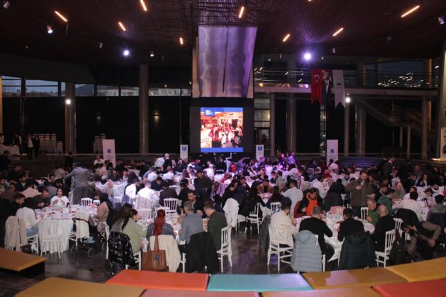 Genç Mühendislerden İMO Bursa Şube İftarına Yoğun İlgi