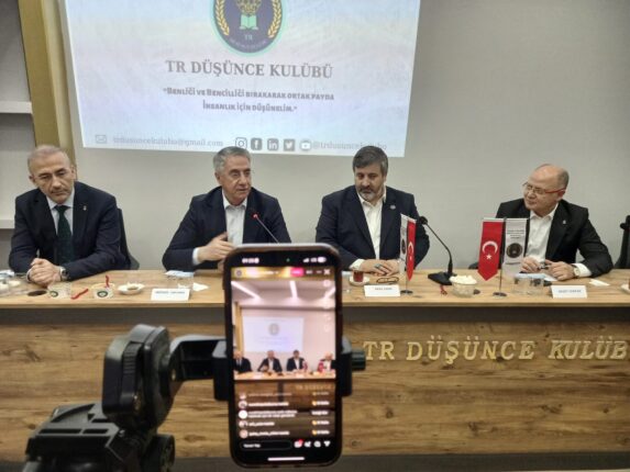 TR DÜŞÜNCE KULÜBÜ; “Mahalli İdarelerin Yönetiminde Öncelikli Olan, Vatandaşların Talebi Dikkate Alınmalıdır!”