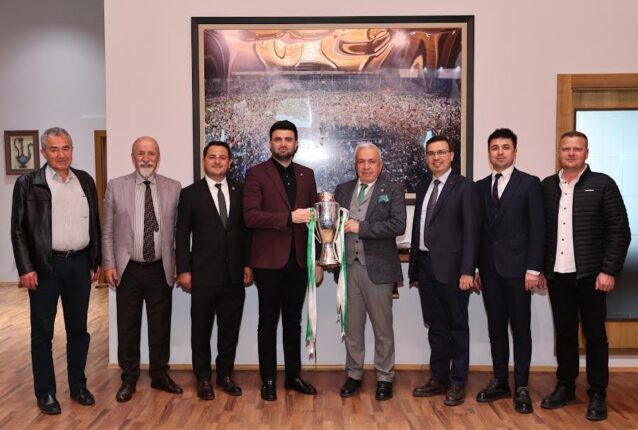 Başkan Şadi Özdemir’den Bursaspor’a destek: Her zaman yanınızdayız