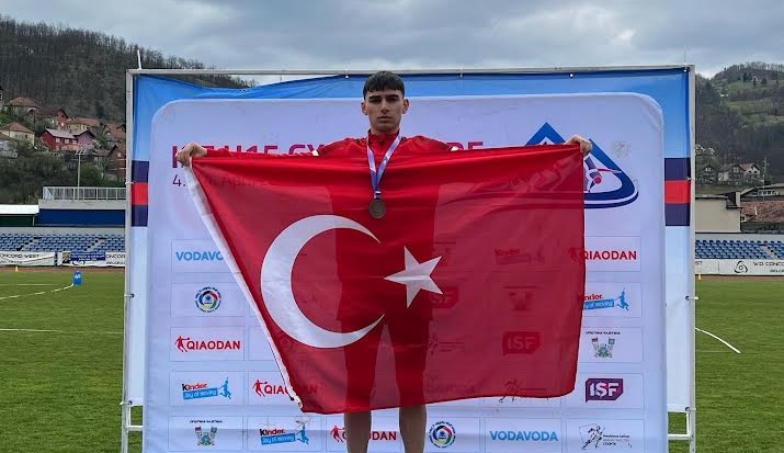 Osmangazili milli atletten dünya üçüncülüğü