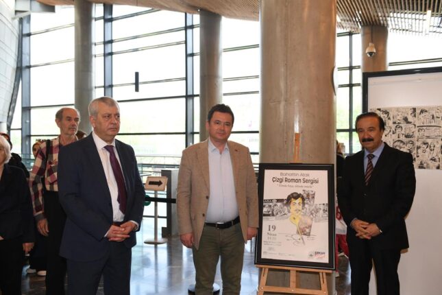 Elinde Fırça, Dilinde Müzik çizgi roman sergisi açıldı