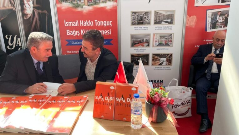 Osmangazi Belediyesi, Yazar Atilla Güney’i Kitapseverlerle Buluşturdu