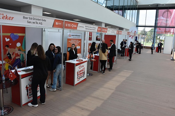 Büyükşehir’den Karacabey’de ‘Kariyer ve İstihdam Buluşması’