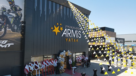 Armis Türkiye’nin En Büyük Yatak Mağazasını İnegöl’de Açtı