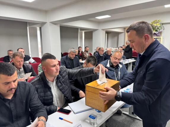 GEYVE BELEDİYESİ NİSAN AYI MECLİS TOPLANTISI YAPILDI