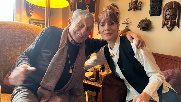 Ayça Varlıer 97 yaşına giren Haldun Dormen’in doğum gününü kutladı