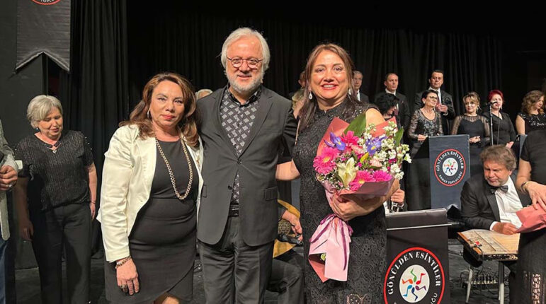 Figen Kaya’nın Sunumuyla Mustafa Ortaç’a Saygı Gecesi