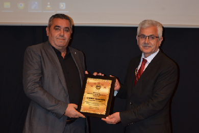 İNŞAAT VE GAYRİMENKULDE GÜVENİN ADI: EFENDİ ÖZDEMİR’E BAŞARI ÖDÜLÜ