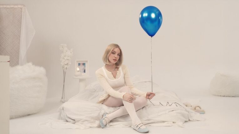 TUANA’dan yeni EP “cümlelerim” yayında!