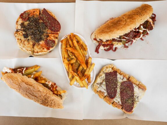 Küllerinden Yeniden Doğdu! Çekirge’de Dualarla İşe Başladı!