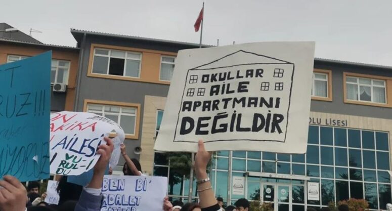 ÖĞRETMENİME DOKUNMA..!!