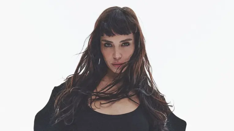 AYBÜKE ALBERE’DEN YEPYENİ BİR HİT: ‘HARAP’