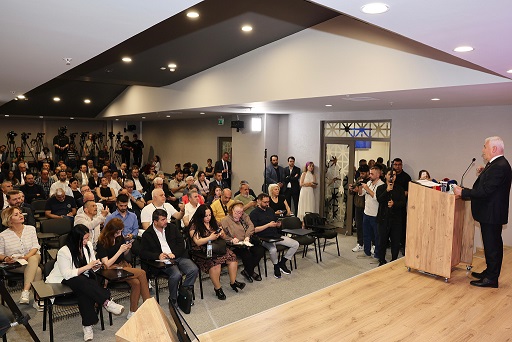 Başkan Bozbey’den BURULAŞ ’taki grev hakkında önemli açıklamalar