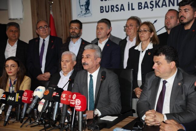 Cumhuriyet Halk Partisi Bursa İl Başkanlığı’ndan Osmangazi Belediyesi ve Erkan Aydın’a Destek Mesajı