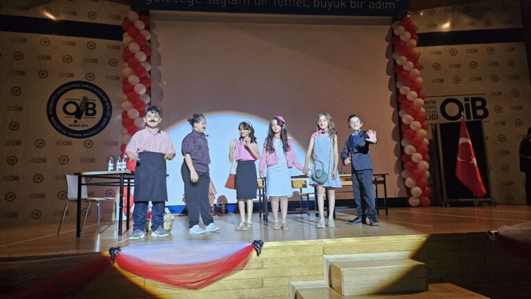 Kayapa Şehit Jandarma Er Eyüp Gürsoy İlkokulu’ndan Tarihi Okul Gecesi