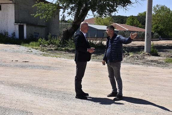 “Başkan Karabatı’dan Ortasarıbey’e Hizmet Çıkarması”