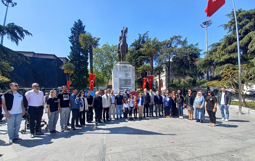 Zafer Partisi Bursa İl Başkanlığı’ndan Sert Tepki: “Trol Hesaplarla Yapılan Silahlanma Çağrıları Partimizin Görüşlerini Yansıtmamaktadır”
