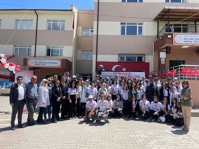 Harmancık’ta Bilim ve Eğitim Buluşması: TÜBİTAK 4006 Bilim Fuarı’na Türk Eğitim-Sen’den Destek