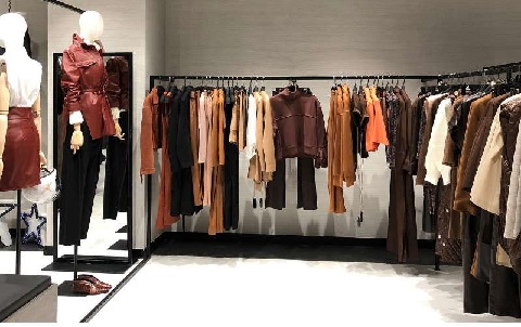 RIVUS  2025 YAZ KOLEKSİYONU  ‘INNER BLOOM’U EŞSİZ BİR DAVETLE KUTLADI