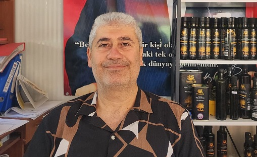 Mustafa Yetener Kimdir?