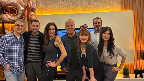 Ayça Varlıer’in ablası doğum gününü kutladı.