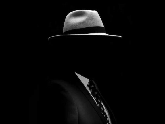 Mustafakemalpaşa’nın Renkli Siyasetçisi İrfan Özen, Yeniden Diriliş Partisi’nde Genel Başkan Yardımcısı Oldu