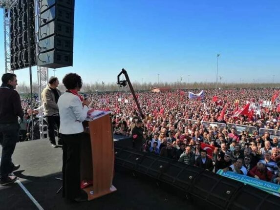 Gönül Boran Özüpak’tan Sert Tepki: “Gelsin Seçim, Derdimiz Geçim!”