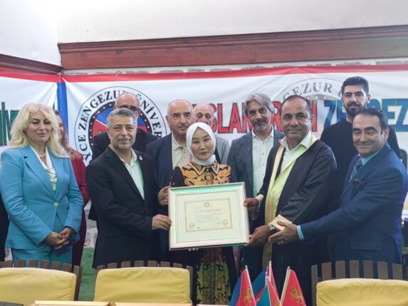 ULUSLARARASI GÖYÇE ZENGEZUR ÜNİVERSİTESİ’NDE AKREDİTASYON COŞKUSU