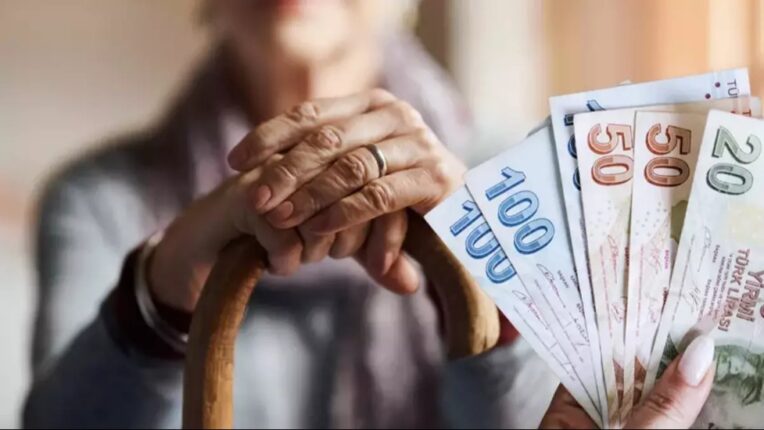 Yoksulluğa Teslim Olmayacağız: Emekliler Bursa’da Ayakta!