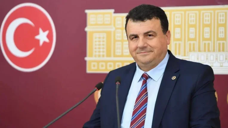 CHP’li Hasan Öztürk’ten Sert Çıkış: “İfade Özgürlüğü Kaldırıldı, Adalet Bakanlığı Gerçekleri Gizliyor!”