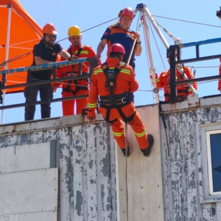 Nilüfer Barış Mahallesi Muhtarı Sevilay Karaca’dan Gönüllülere Teşekkür ve Afetlere Hazırlık İçin Davet