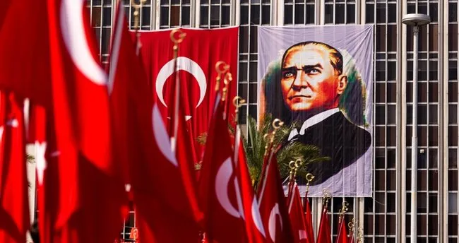 10 Kasım’a Ara Tatil Kararı Atatürk’ü Anmama Kılıfıdır!